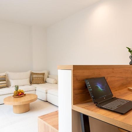 Uranus Apartment Heraklion  Bagian luar foto