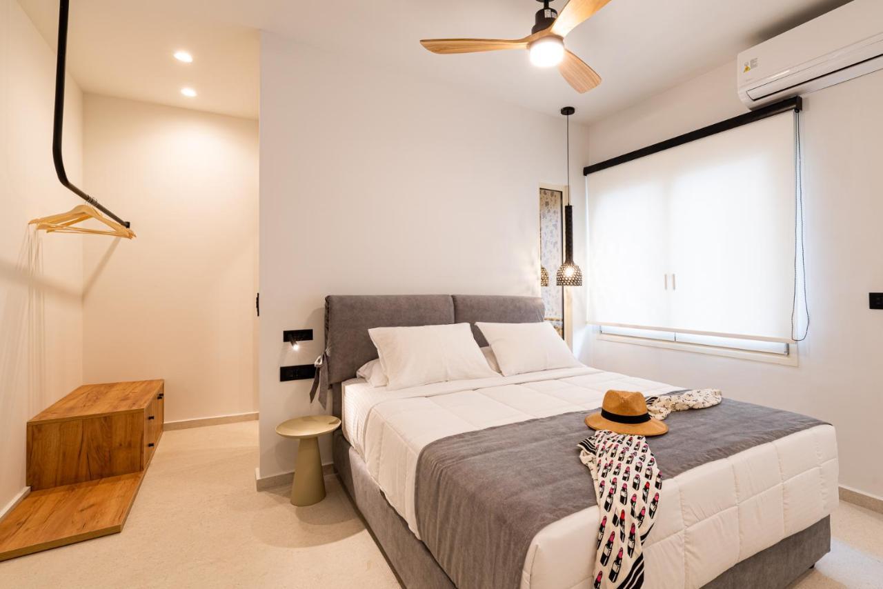 Uranus Apartment Heraklion  Bagian luar foto