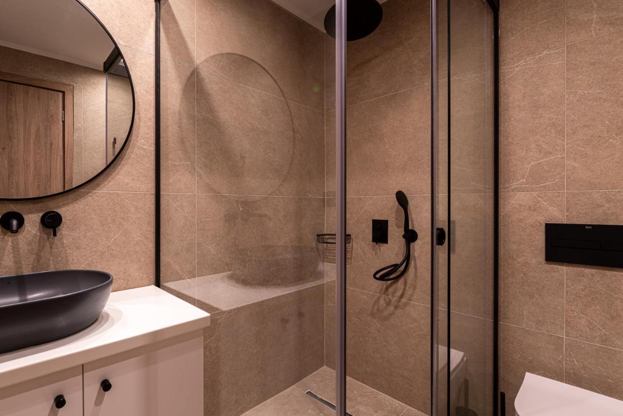 Uranus Apartment Heraklion  Bagian luar foto
